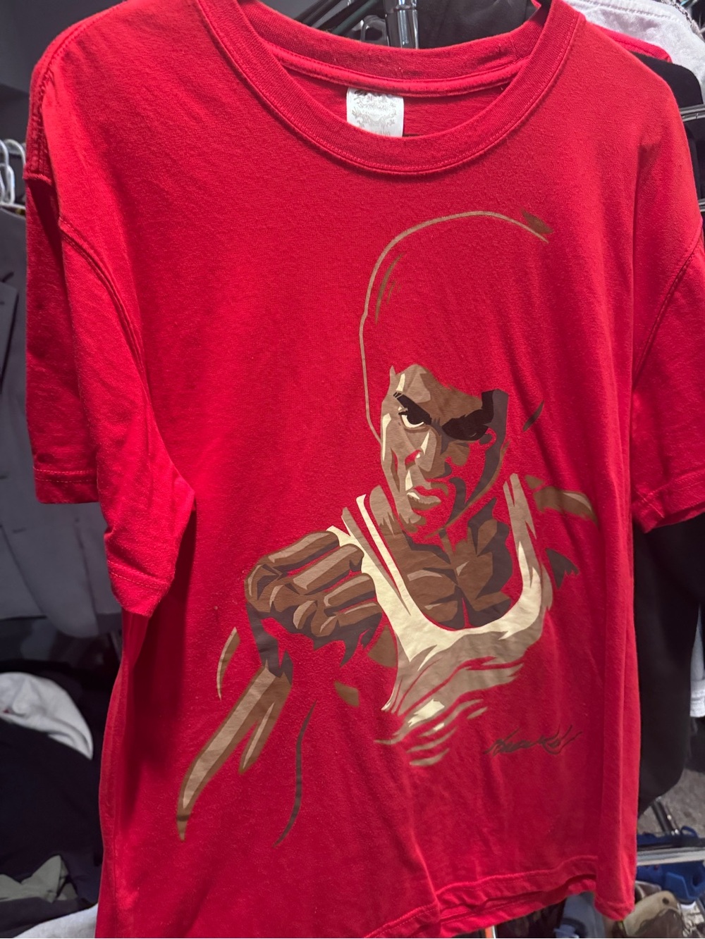 Red Bruce Lee  Men’s T-Shirt with Fighter Motif Sz XL